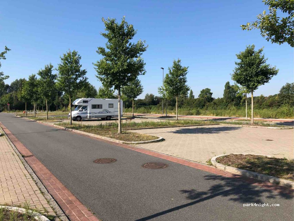 (28359) Bremen - Otto-Hahn-Allee — foto
