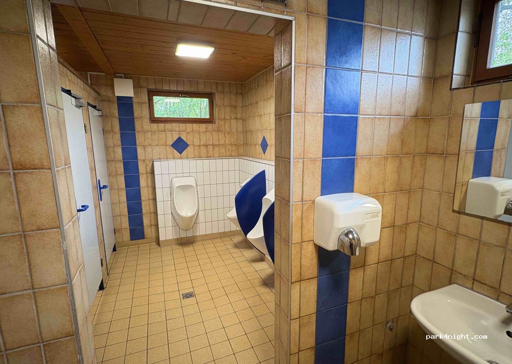 Wohnmobilstellplatz Rothenburg P2 — foto 5