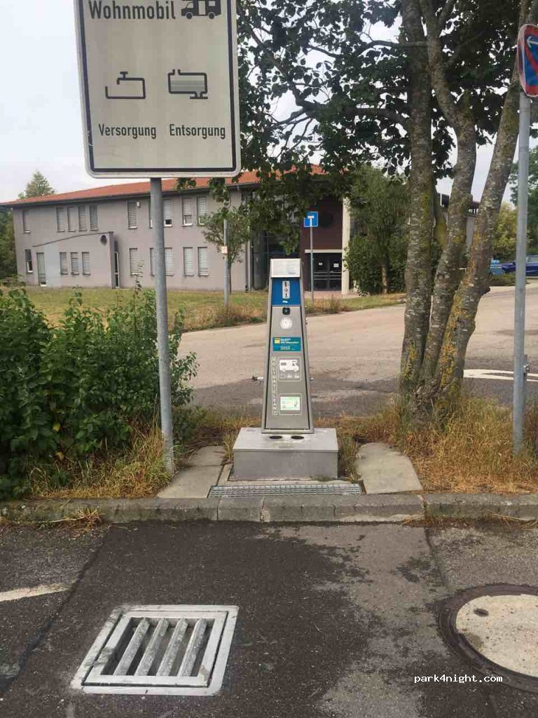 Wohnmobilstellplatz am Parkplatz P 3 in Rothenburg ob der Tauber — foto 3