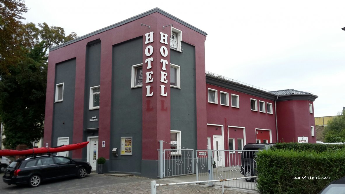 (06886) Lutherstadt Wittenberg - Kurfürstenring 32 — foto