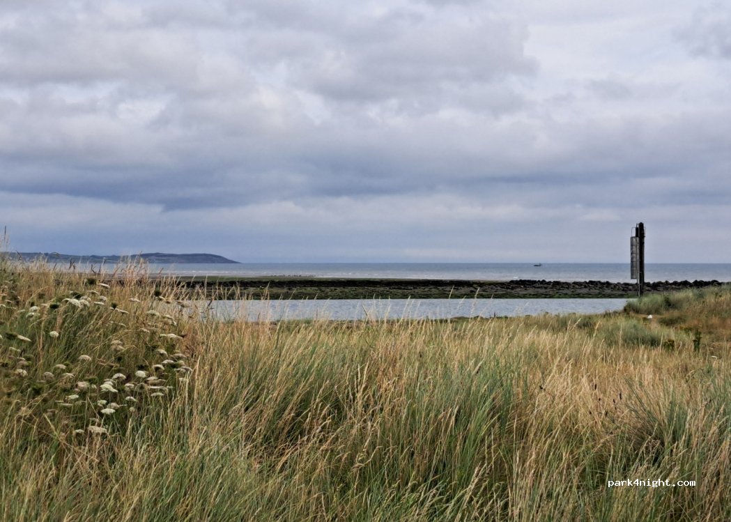 () Mornington - Drogheda East Lighthouse, Unnamed Road — foto 4