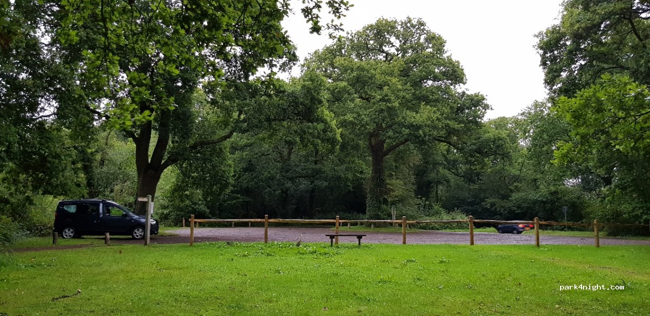 (RH5 4NX) Dorking - — foto 2