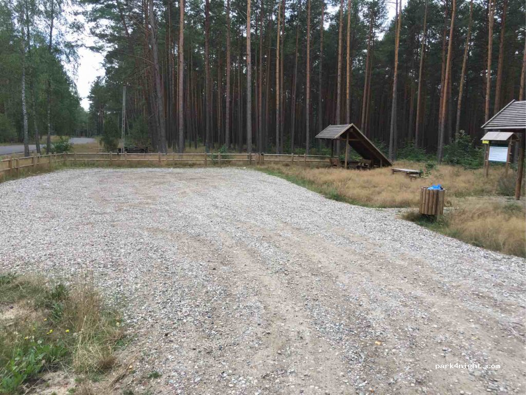 (83-400) Rotembark - Unnamed Road — foto