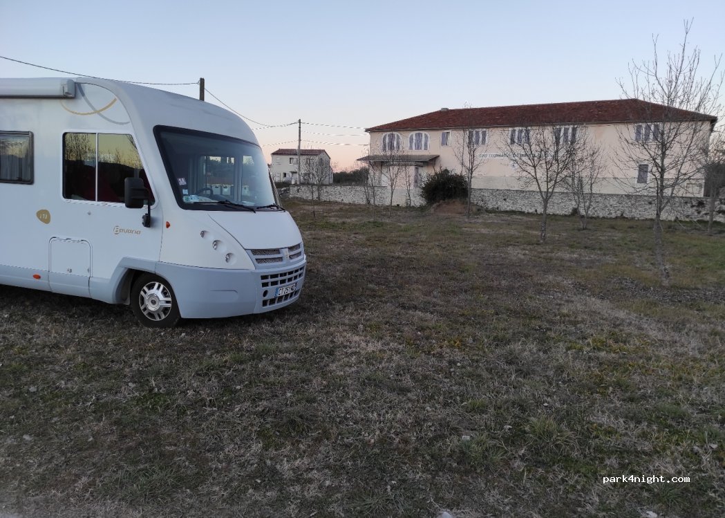 (07460) Saint-André-de-Cruzières - — foto 3