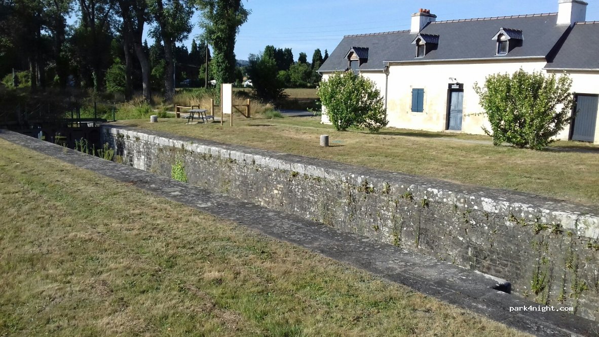 (22530) Mûr-de-Bretagne - Quenecan — foto 3