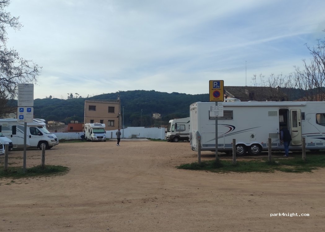 (17220) Sant Feliu de Guíxols - 92 Carrer de Pecher — foto 3