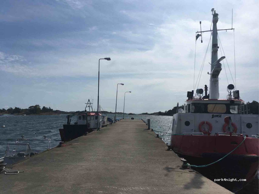 (149 92) Herrhamra - Ankaruddens brygga — foto 2