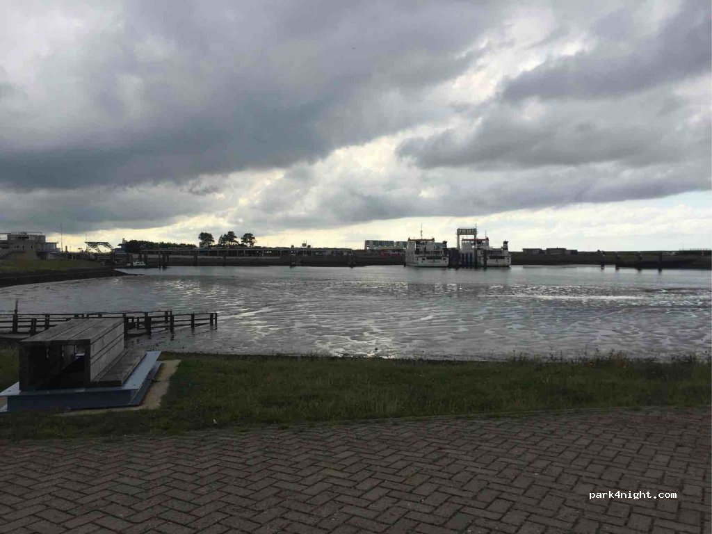 (9976 VN) Lauwersoog - 50 Haven — foto
