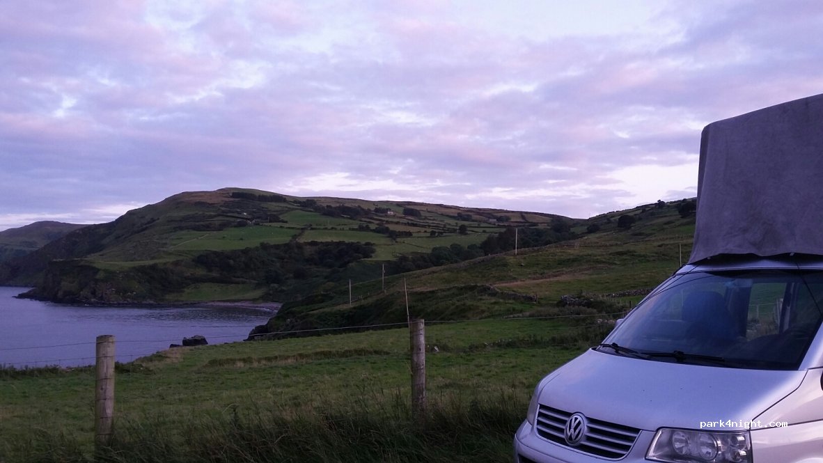 (BT54 6RQ) Ballycastle - Car Park, Torr Head — foto