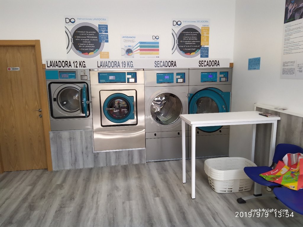 (32400) Ribadavia - 2 Rúa José María Martínez Vázquez — foto 2
