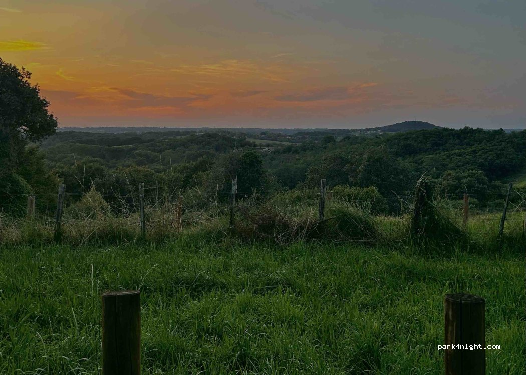 (64480) Ustaritz - Chemin Hardoia — foto 4