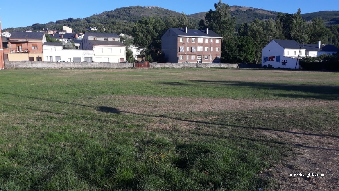 (24430) Vega de Espinareda - 8 Calle de la Conchera — foto