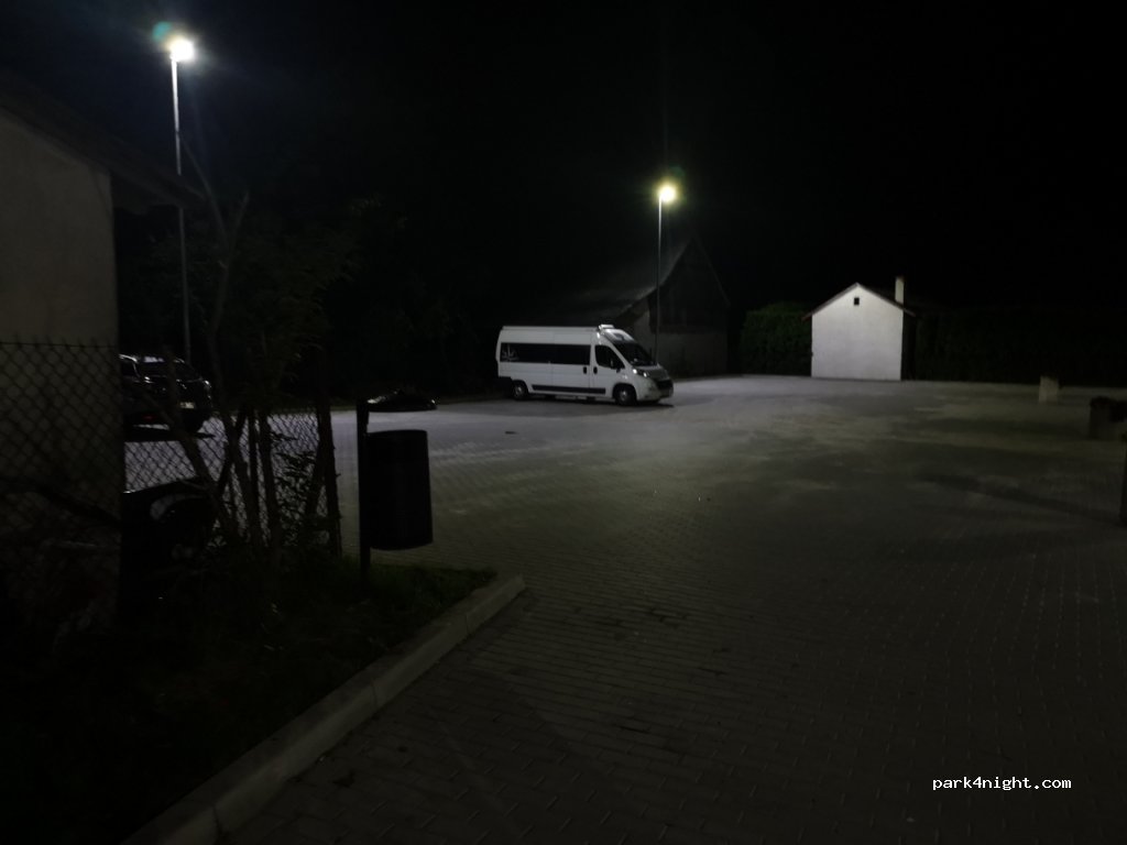 (32-210) Książ Wielki - 2 Toporczyków — foto