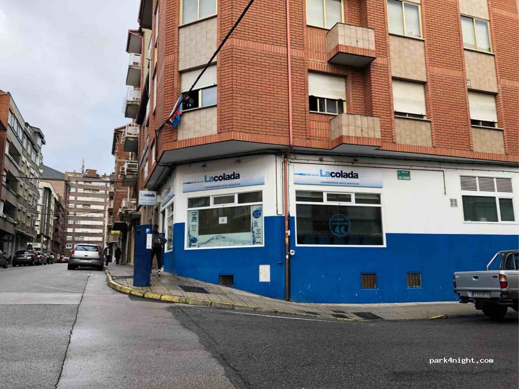 (24400) Ponferrada - 23 Calle San Valerio — foto 4