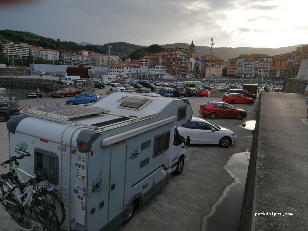 (48370) Bermeo, Vizcaya - 28 Lugar Muelle Nardiz Tar Benanzio — foto 3