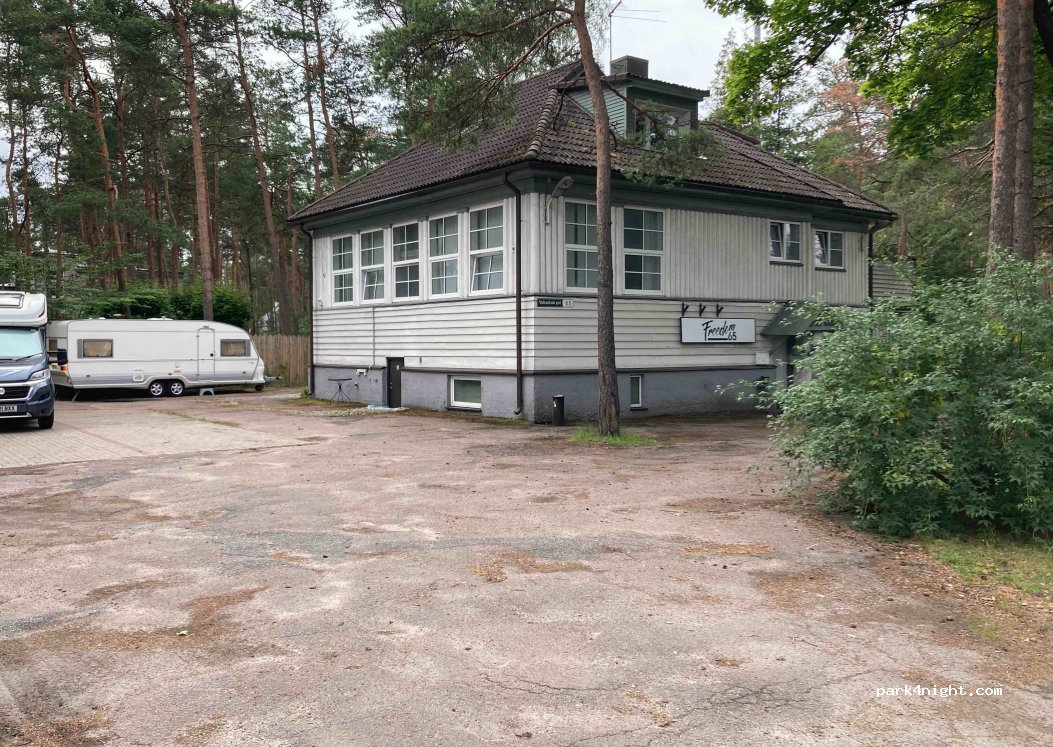 Freedom65 Hostel and Caravan — foto 4
