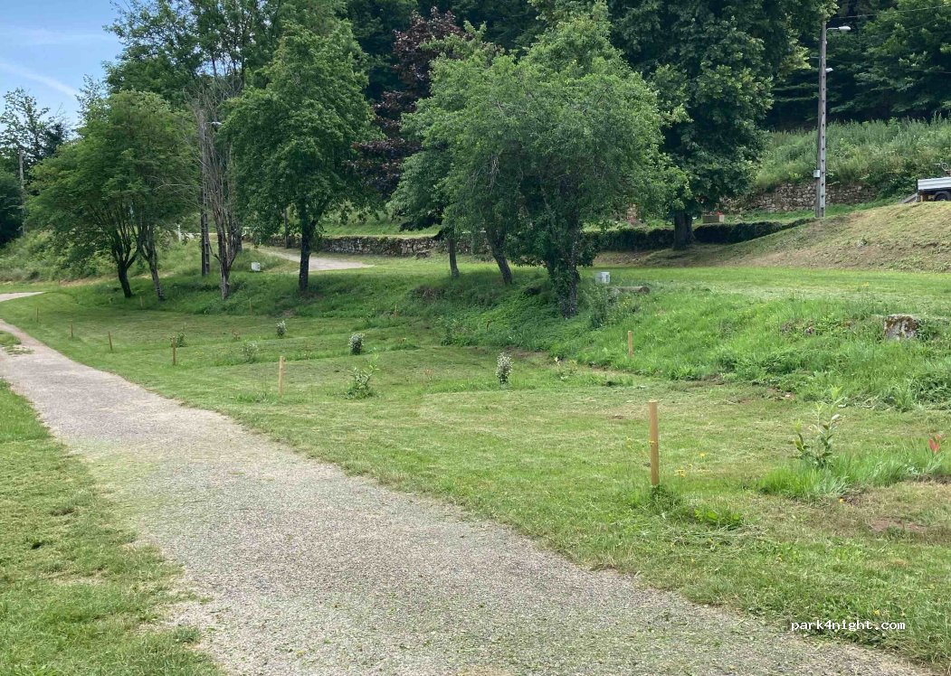 Camping Municipal "Le Gourjatoux" — foto 3