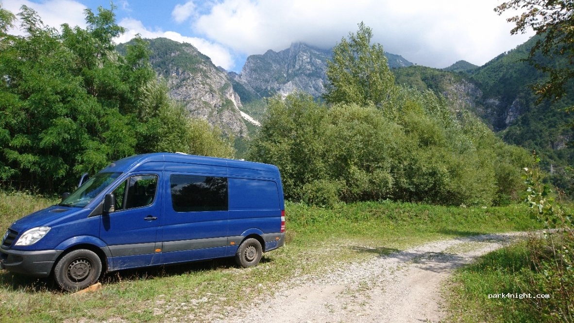 (33020) Amaro - Strada Statale 52 Carnica — foto