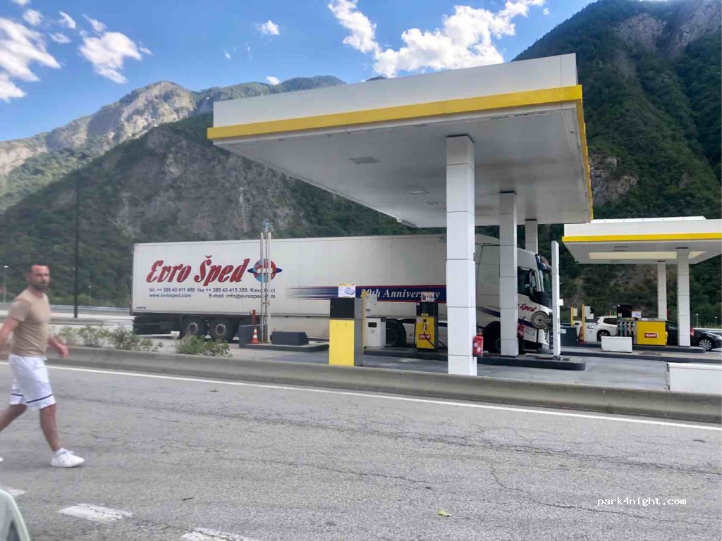 (73870) Saint-Julien-Mont-Denis - D1006 — foto 2