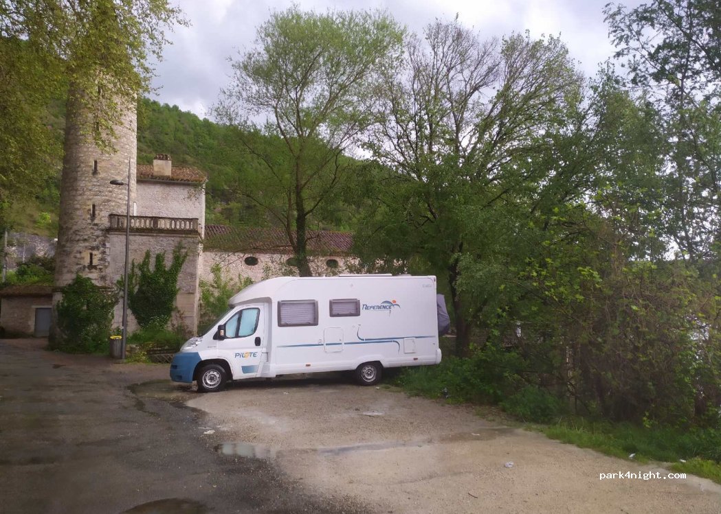 (46000) Cahors - 27 Quai Jean Lagrive — foto 3
