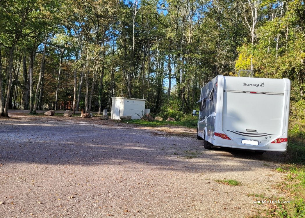 (89170) Saint-Fargeau - D485 — foto 3