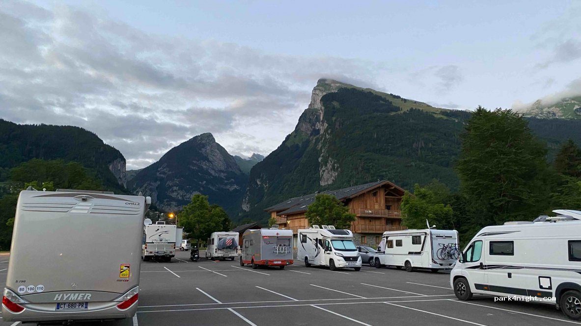 (74340) Samoëns - 558 Avenue du Giffre — foto 3