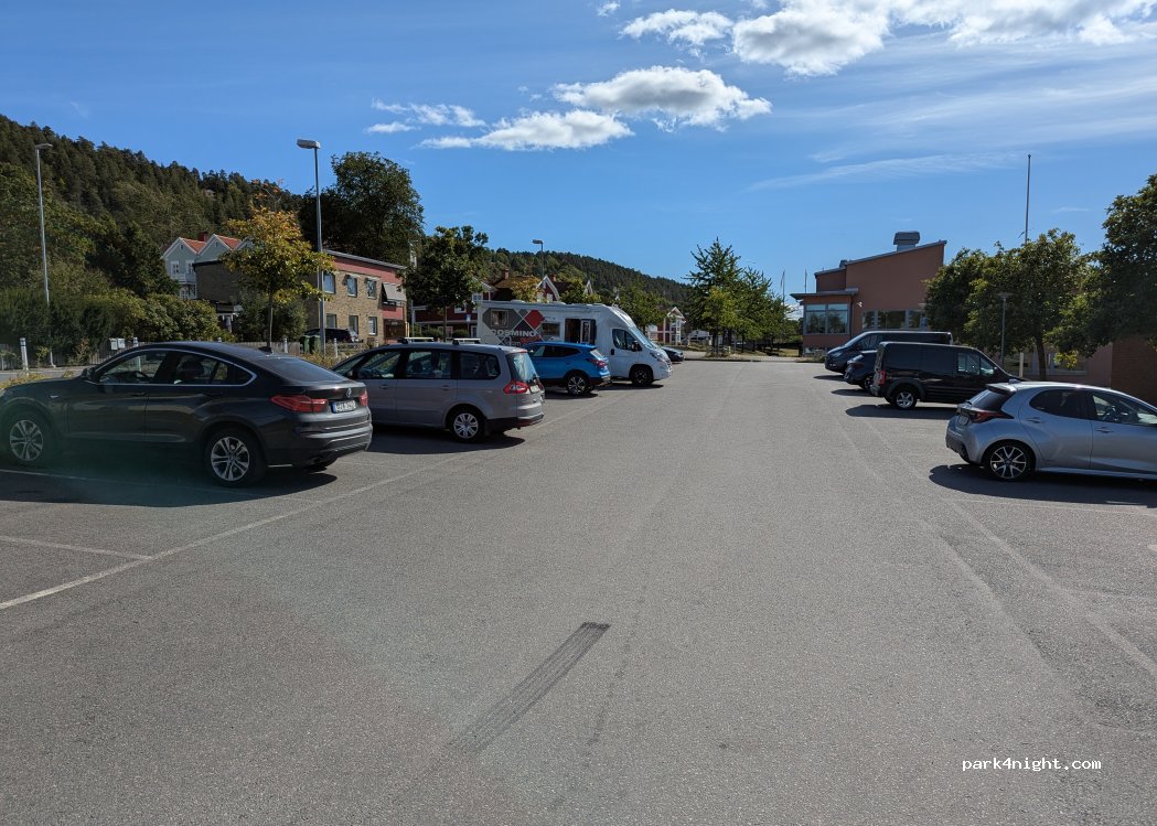 (563 31) Gränna - 36 Gärdesvägen — foto 2