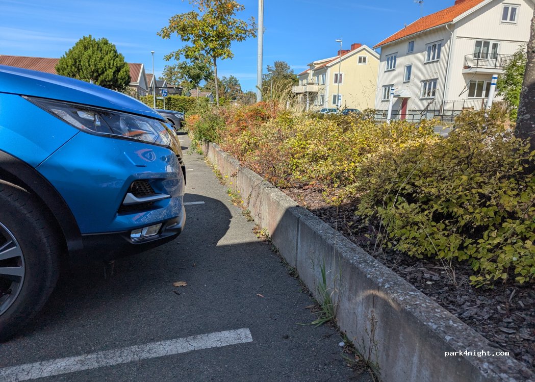 (563 31) Gränna - 36 Gärdesvägen — foto 3