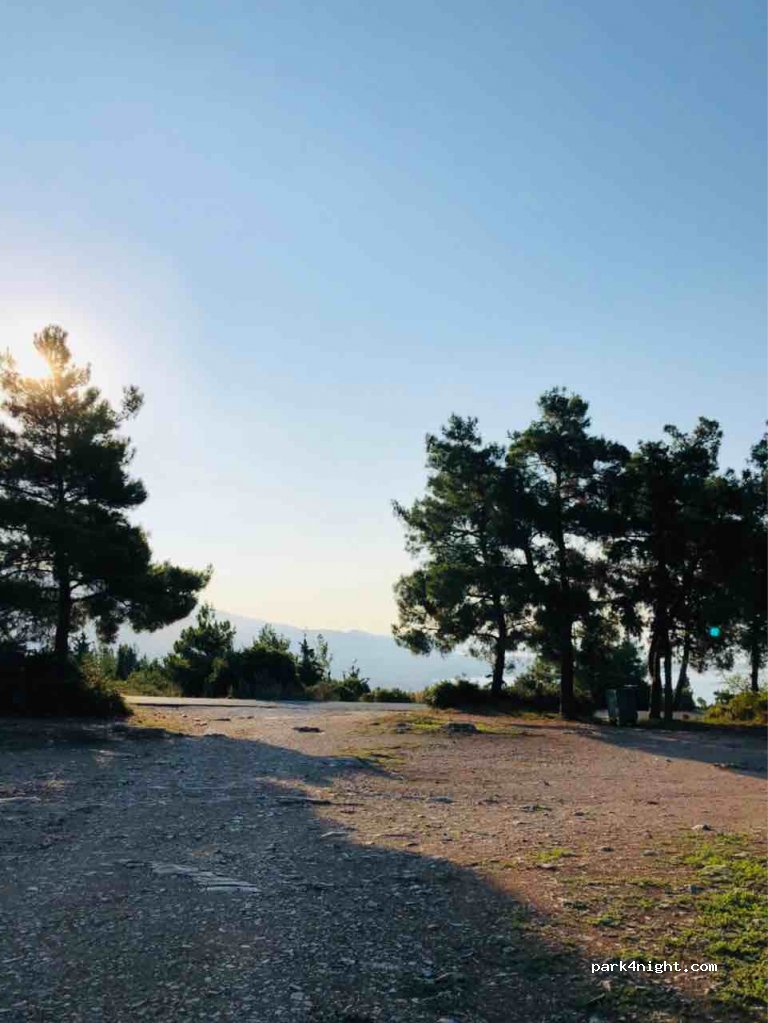 (385 00) Volos - Unnamed Road — foto