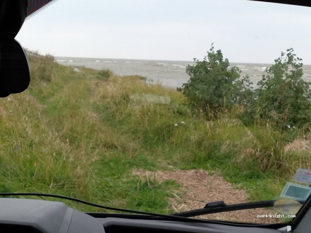 (80030) Pärnu - Unnamed Road — foto