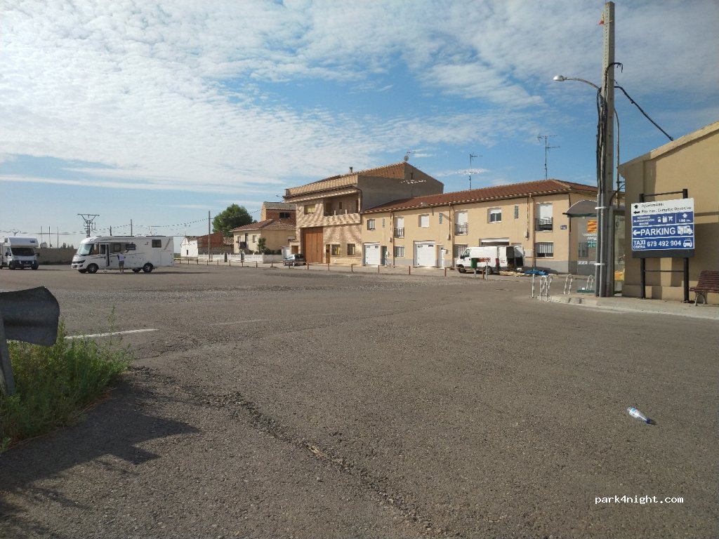 (50175) Osera de Ebro - 2 Calle Miguel Servet — foto 2