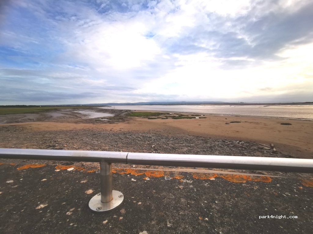 (TA8 1BX) Burnham-on-Sea - S Esplanade — foto 3
