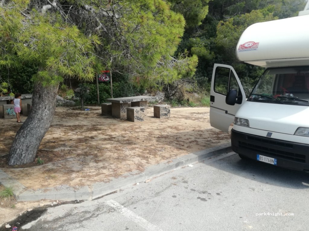 (08860) Sitges - 1857 Carretera Barcelona a Calafell, C-31 — foto 3