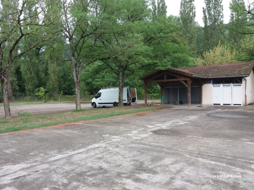 (01300) Brégnier-Cordon - Chemin du Grand Clos — foto