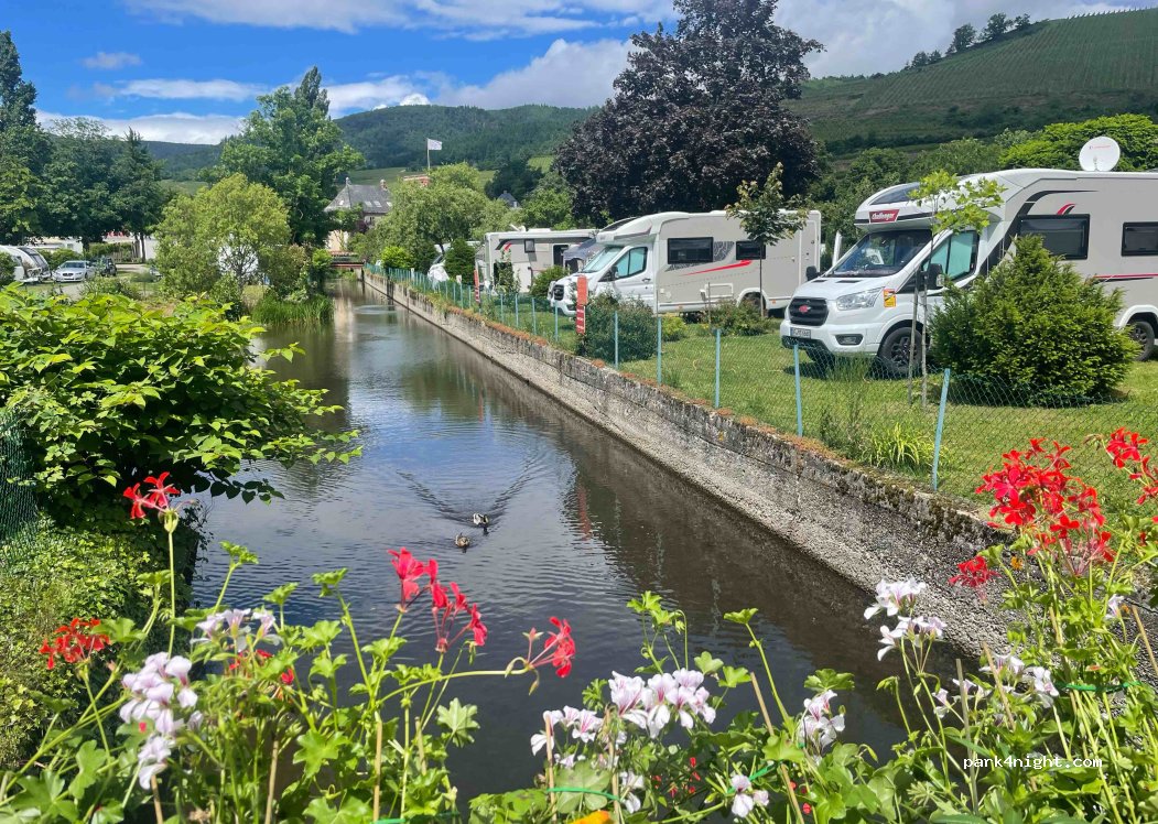 Camping Le Médiéval — foto 3