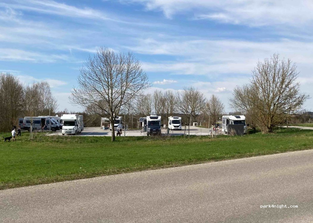 Wohnmobilstellplatz vitalium-Therme Bad Wurzach — foto