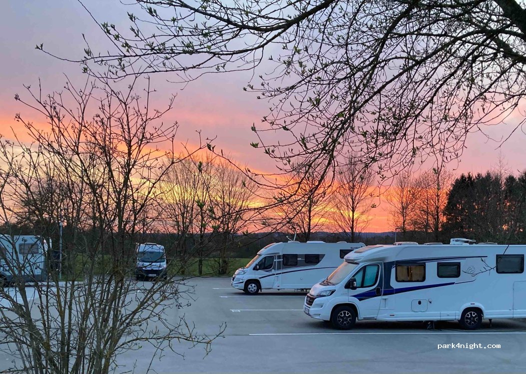 Wohnmobilstellplatz vitalium-Therme Bad Wurzach — foto 2