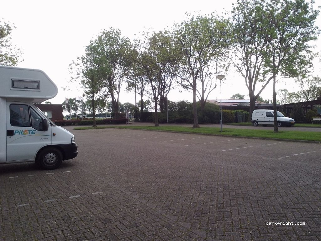 (4781 AW) Moerdijk - 24 Pastoor Lombartsstraat — foto