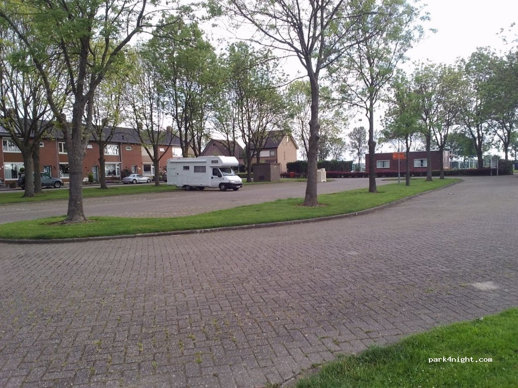 (4781 AW) Moerdijk - 24 Pastoor Lombartsstraat — foto 2