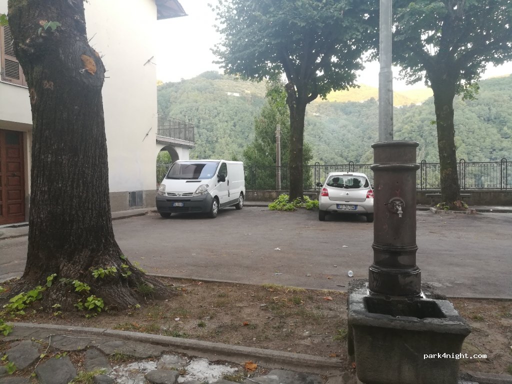 (55023) Borgo a Mozzano - 22 Via Santa Gemma Galgani — foto