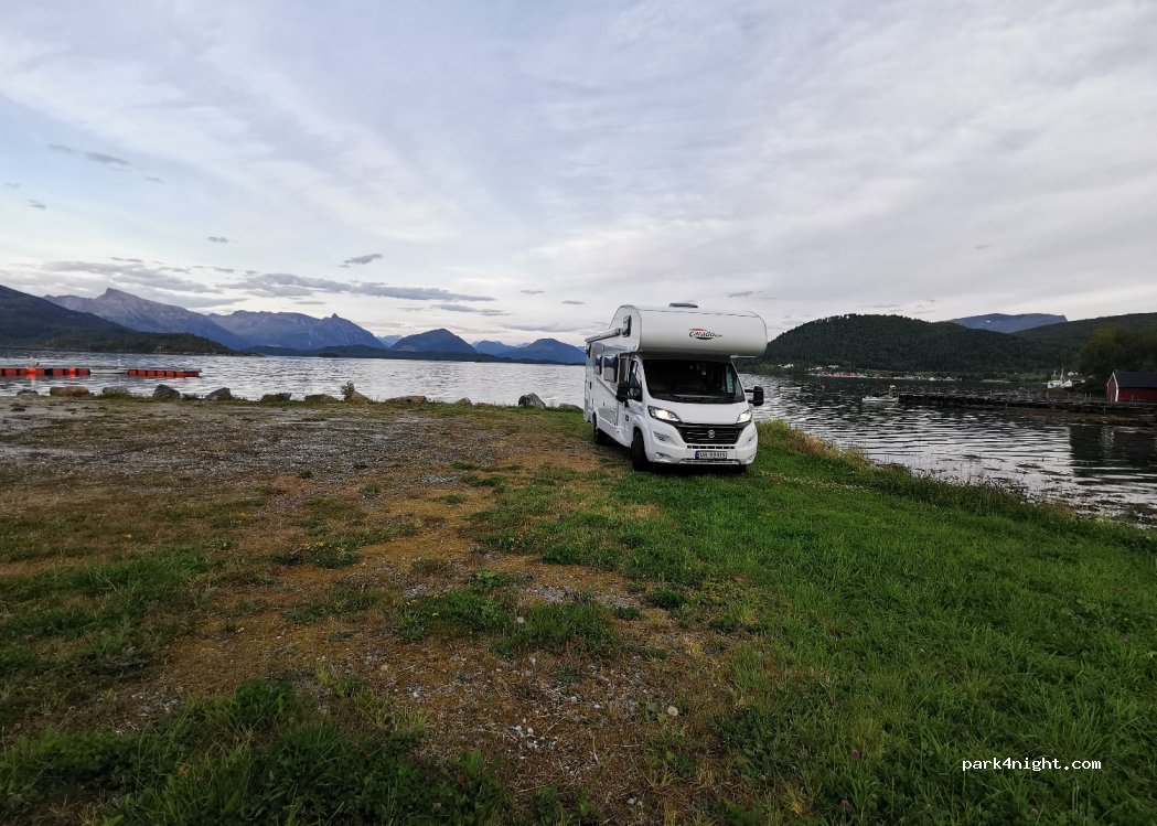 (6080) Gurskøy - 230 Primær Fylkesveg 61 — foto 2