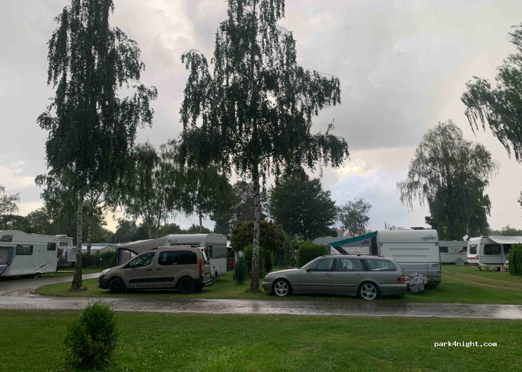 Camping Schiefer Turm — foto