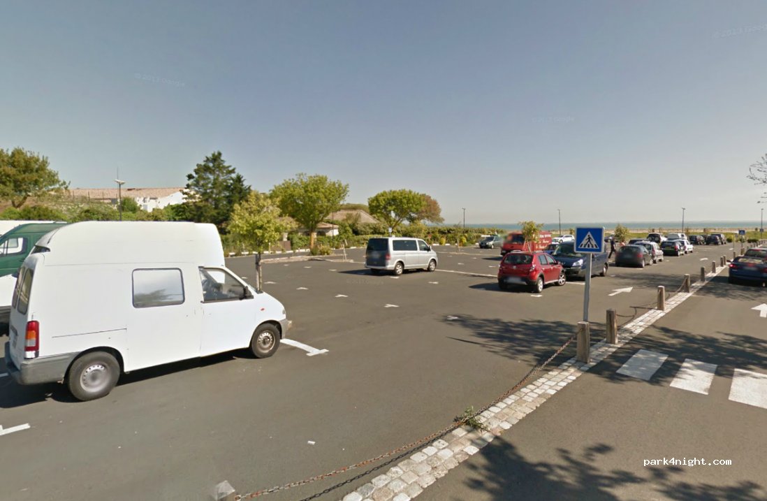 (17410) Saint-Martin-de-Ré - 5061 Cours Pasteur — foto