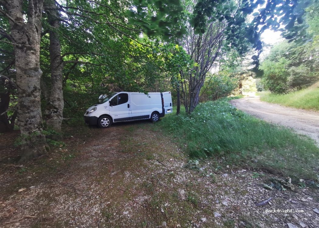(04230) Saint-Étienne-les-Orgues - Mourteiron — foto 2