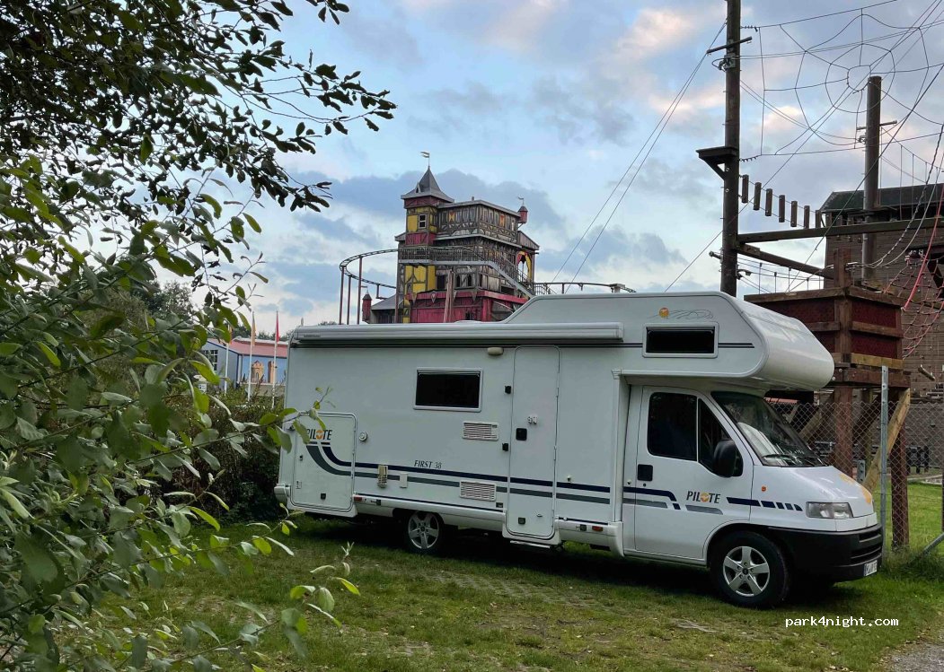 Wohnmobilstellplatz Schloss Dankern — foto 3