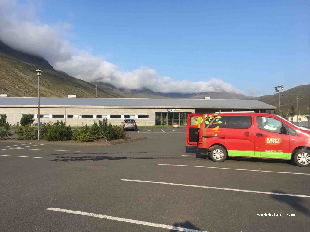 (735) Eskifjorður - 3a Dalbraut — foto 2
