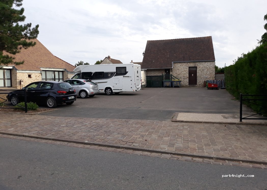 (91730) Mauchamps - 7 Place Saint-Jean, Rue de la Guérinière — foto