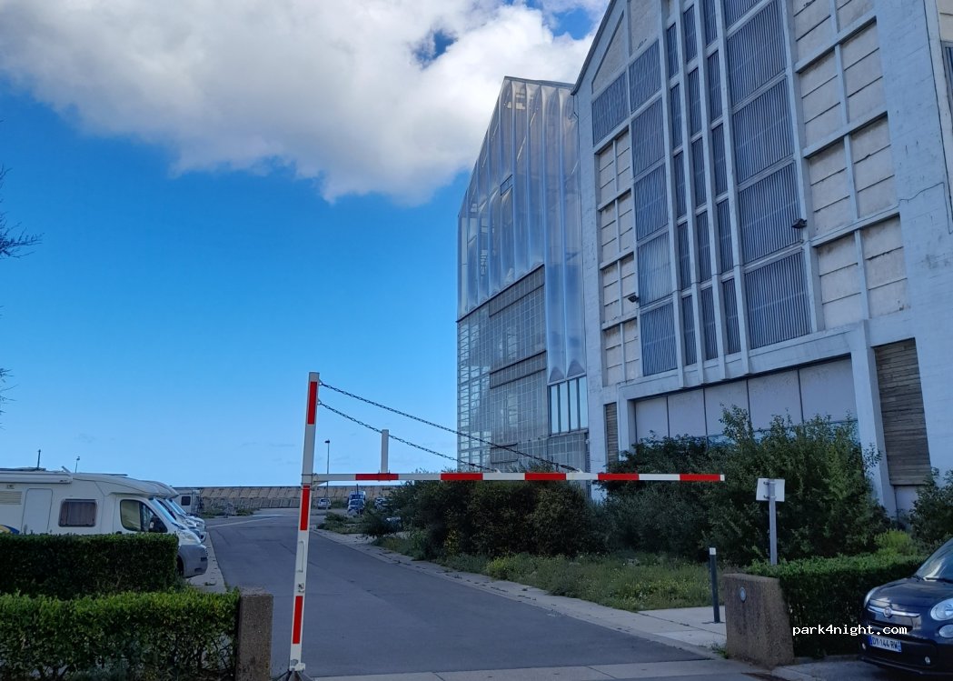 (59140) Dunkerque - rue des pilotines — foto 4