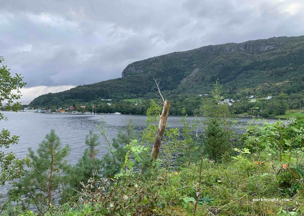 (5640) Eikelandsosen - 47 Holmefjordvegen — foto 4