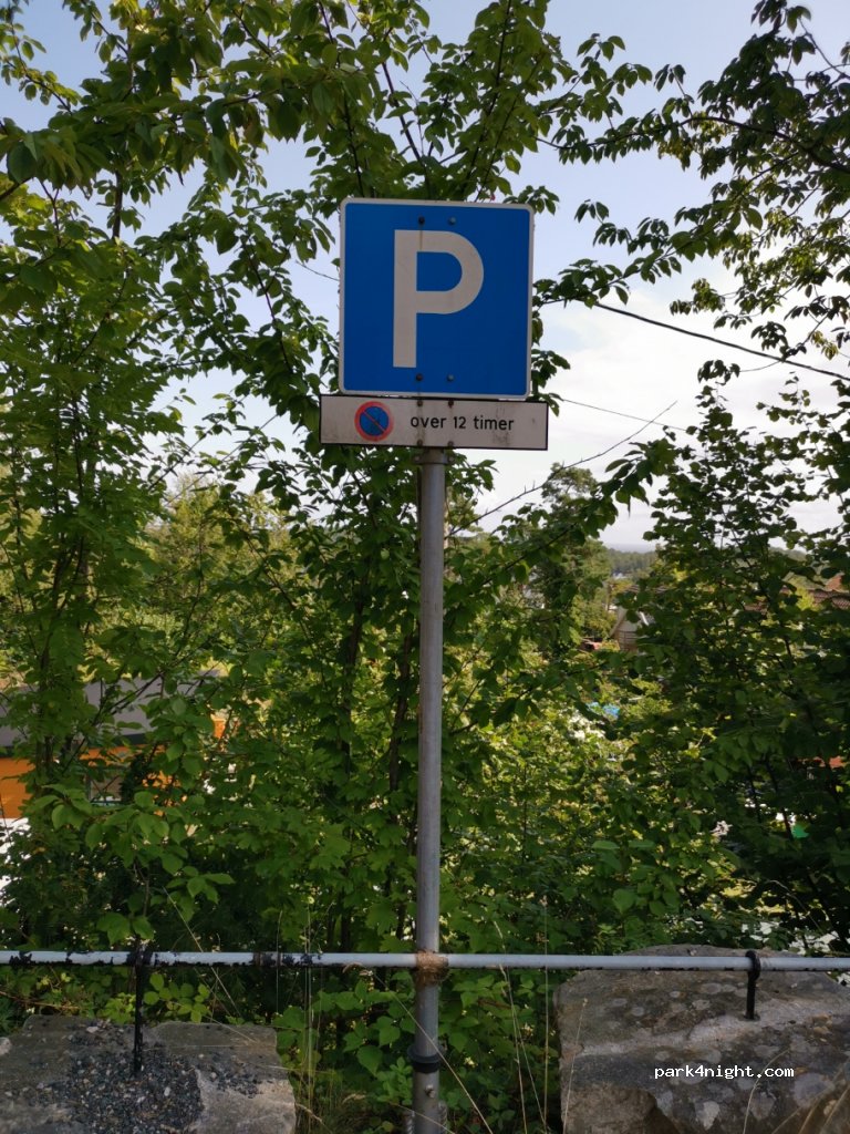 (4950) Risør - 23 Buvikbakken — foto